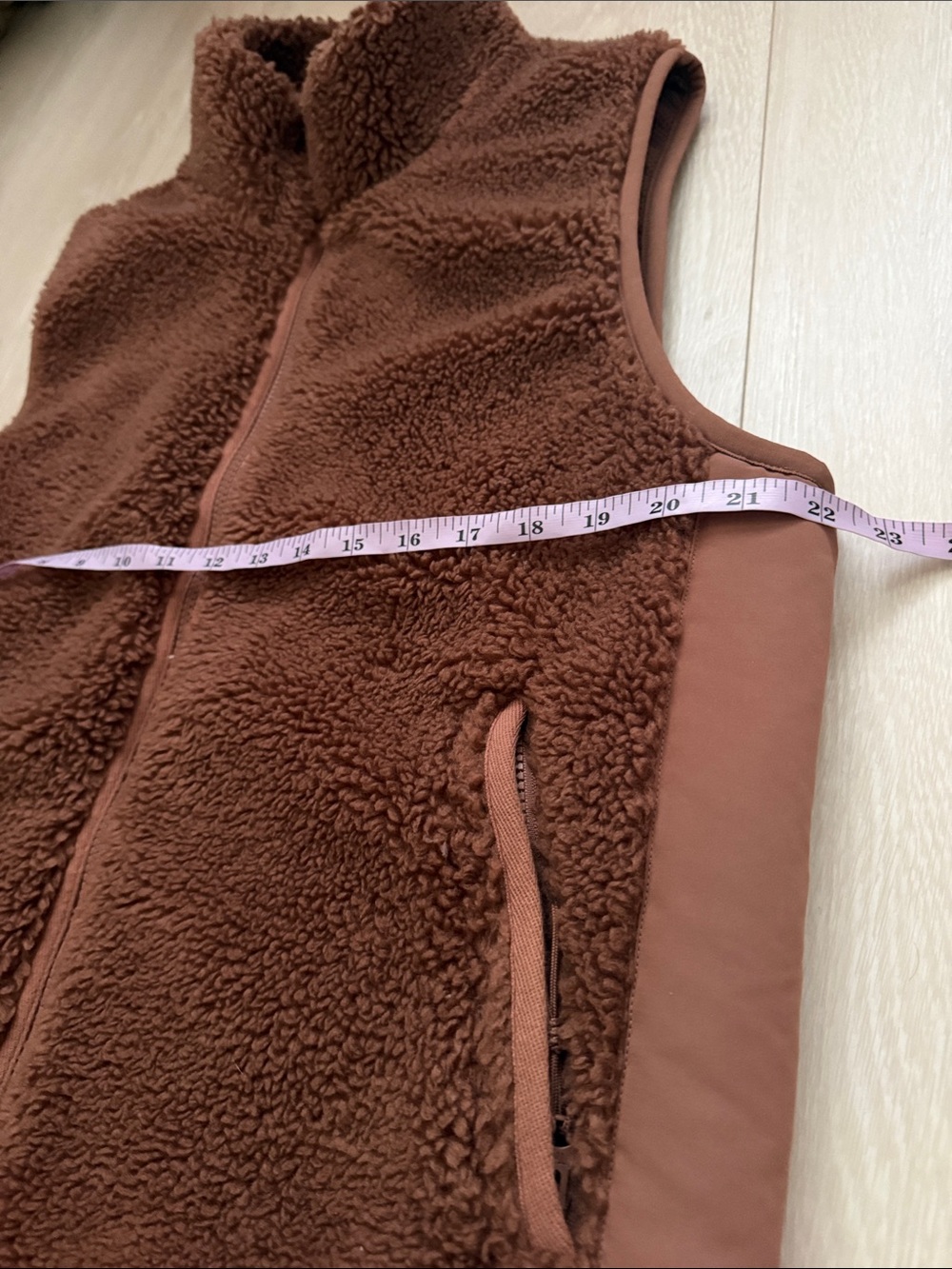 TNA Aritzia Teddy Polar Vest in Brown - Picture 7 of 10